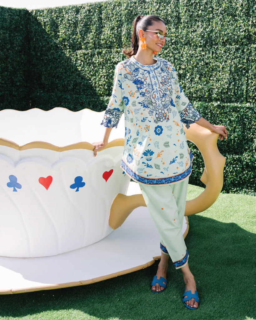 Nia Mia Pret Lawn – Shelly