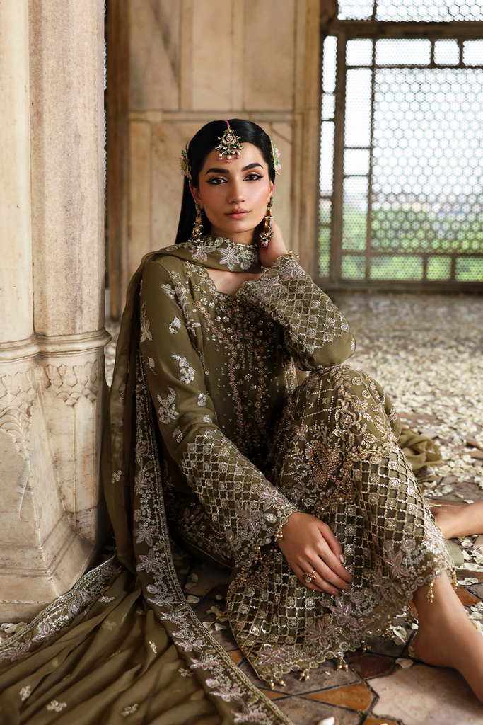 Emaan Adeel Romansiyyah Luxury Formals – OLIVEA