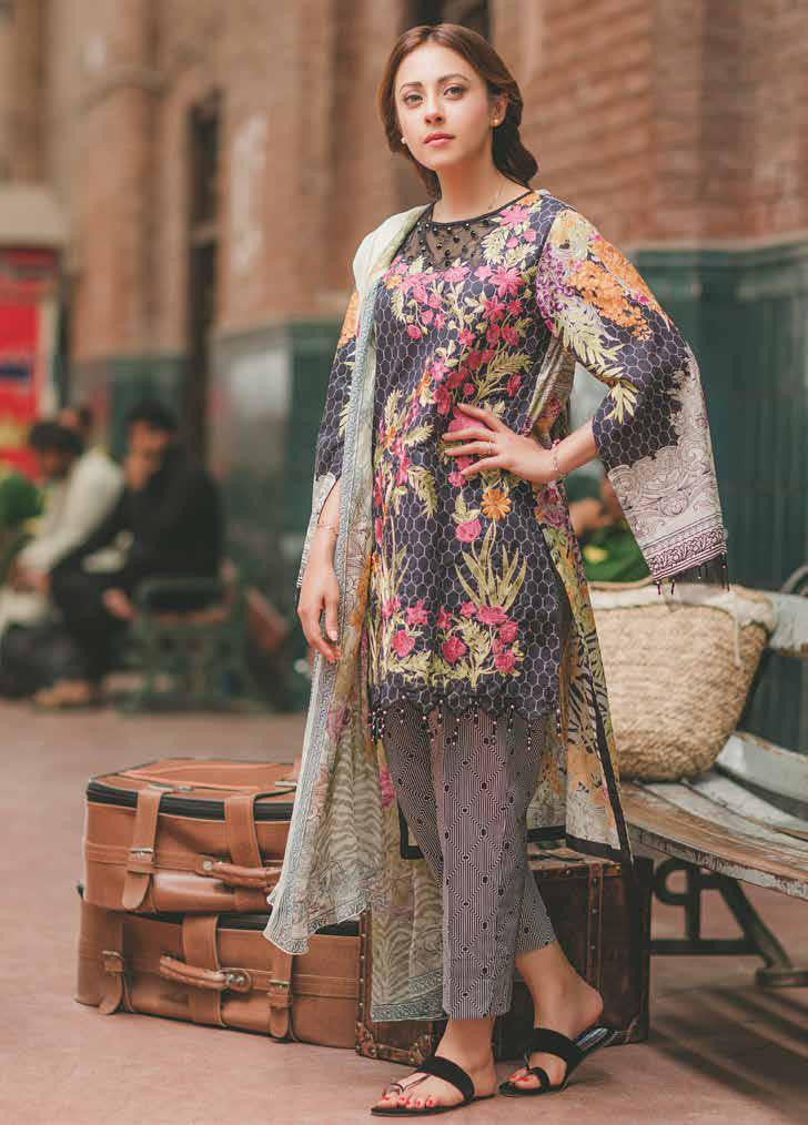 Carnation Luxury Lawn Collection by Rang Rasiya – Design 154A