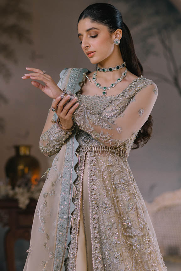Elan Elegant  Wedding Dress main image 0