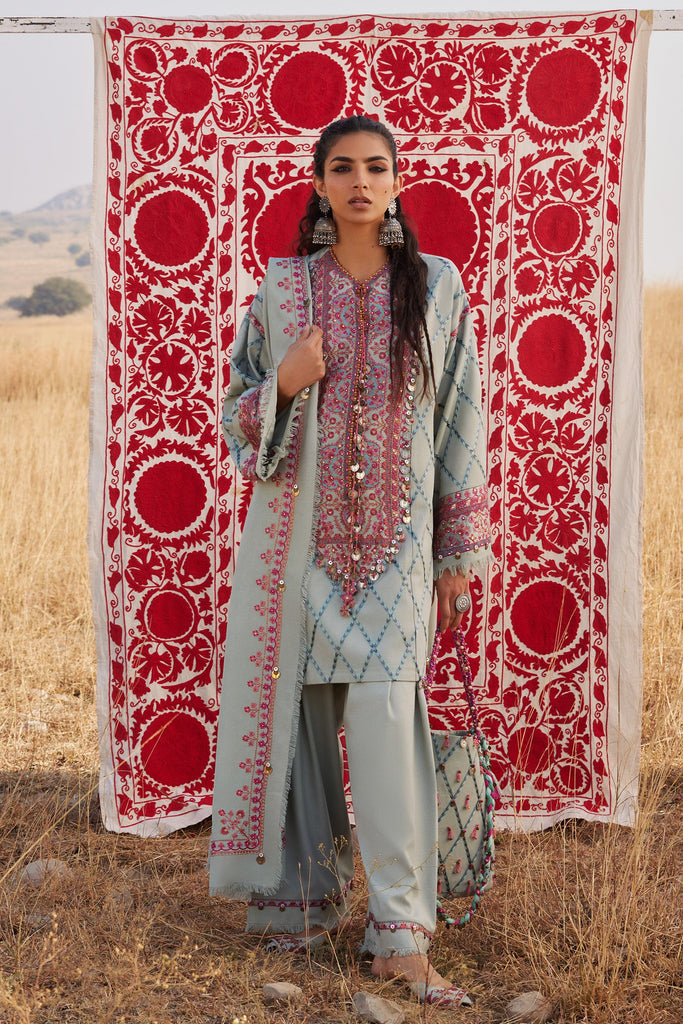 Zaha Winter Edit – NAYAB (ZW25-06)