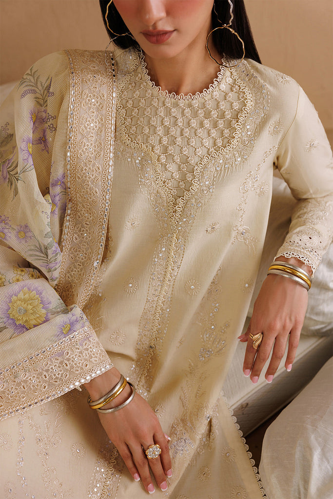 Emaan Adeel Viva Pret – OPUS