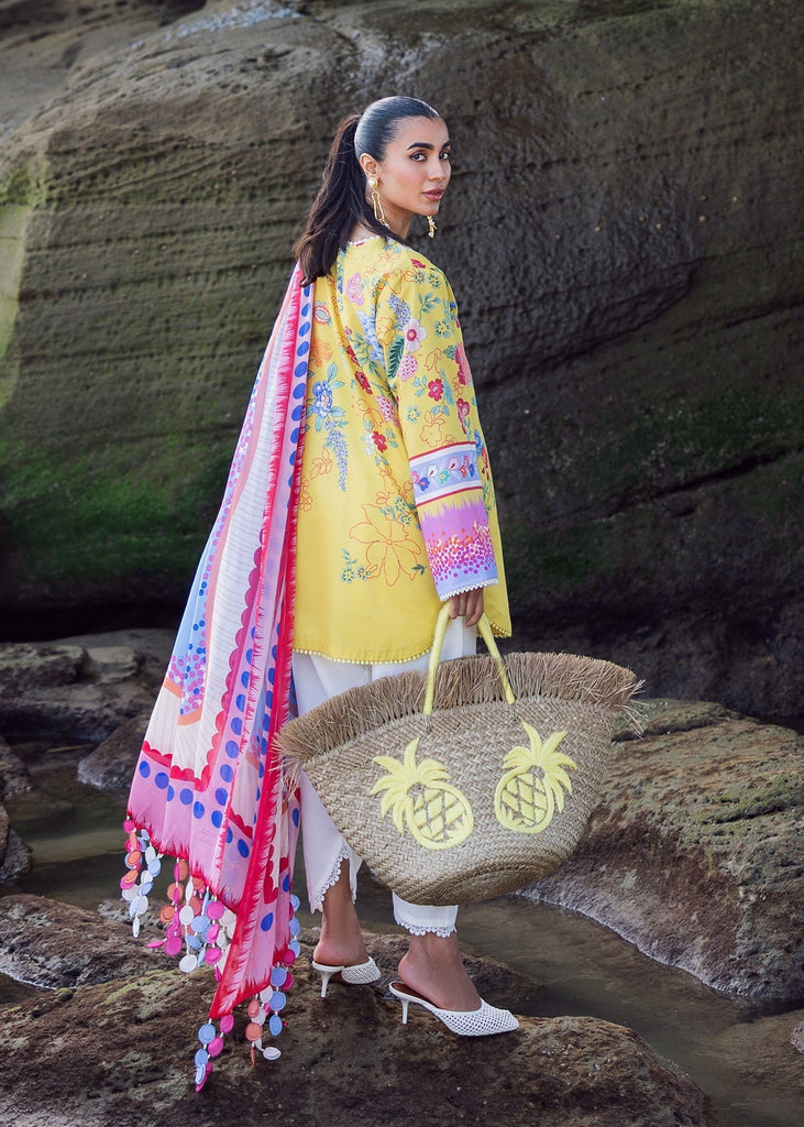 Sadaf Fawad Khan Siraa Everyday Lawn – Sea Flora