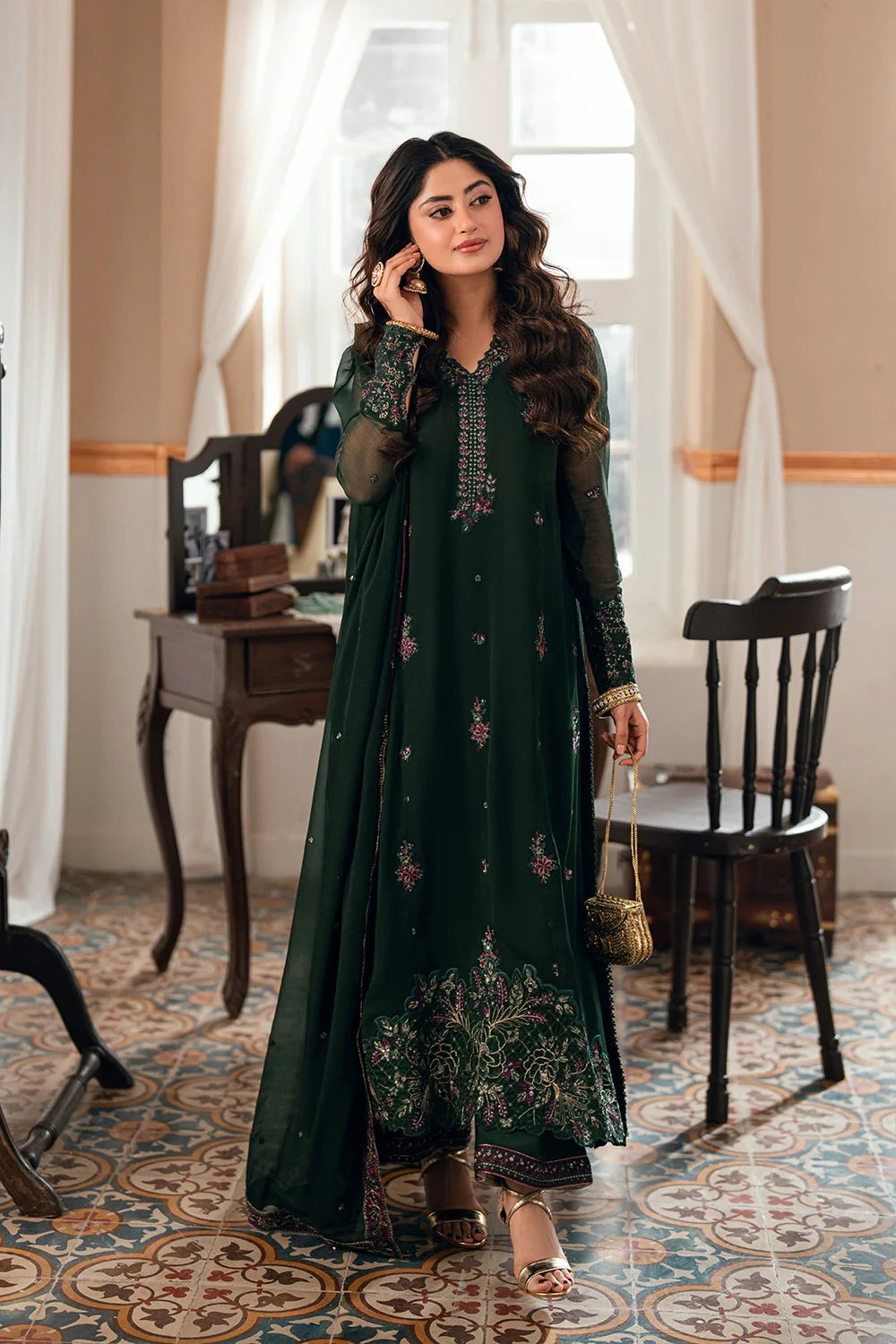 Sajal Ali in Azure Glimmer Green Chiffon Pakistani Suit | Festive Wedding & Mehndi Dress YourLibaas Sajal Ali in Azure Glimmer Green Chiffon Pakistani Suit | Festive Wedding & Mehndi Dress YourLibaas