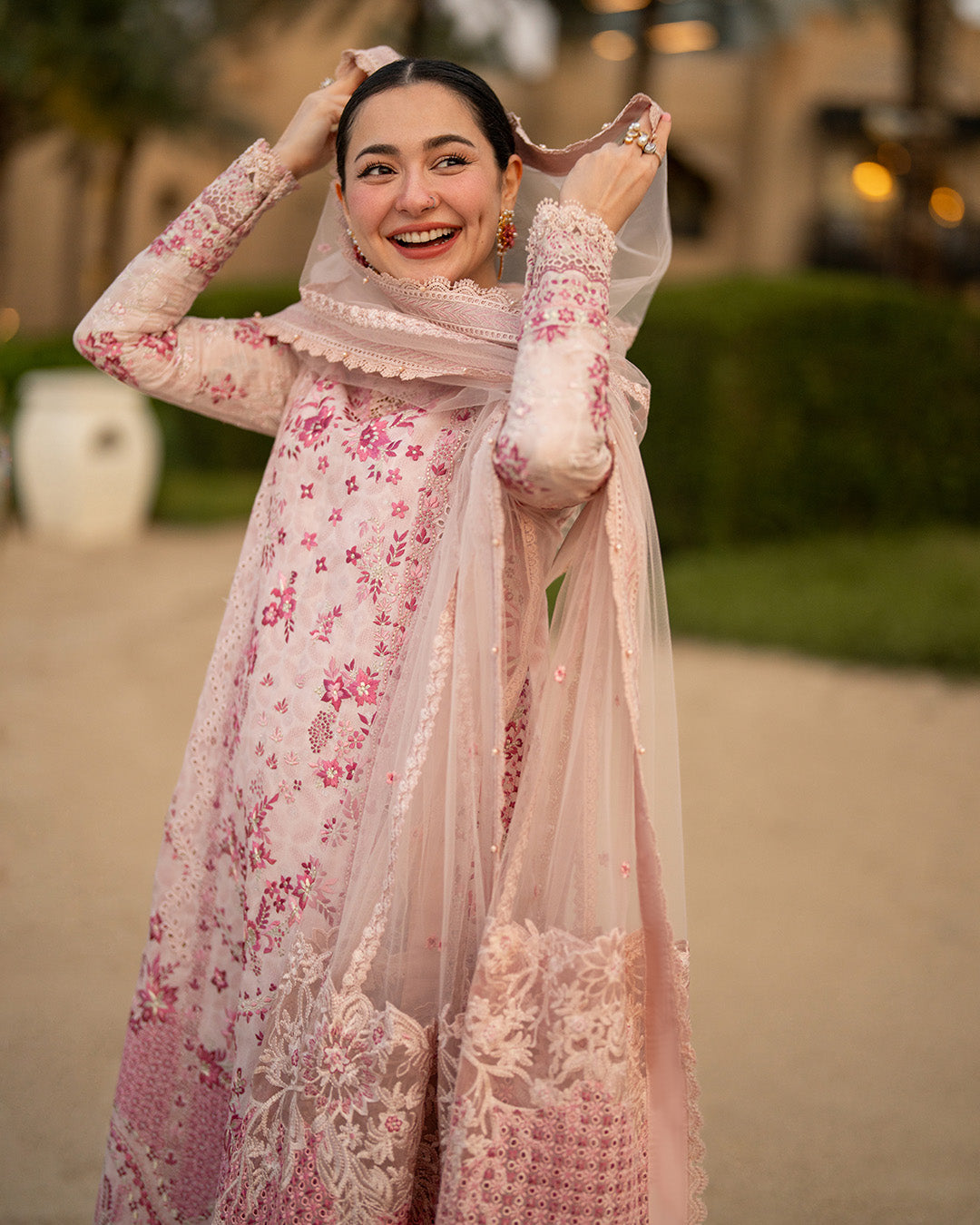 Hania Aamir YourLibaas Hania Aamir YourLibaas
