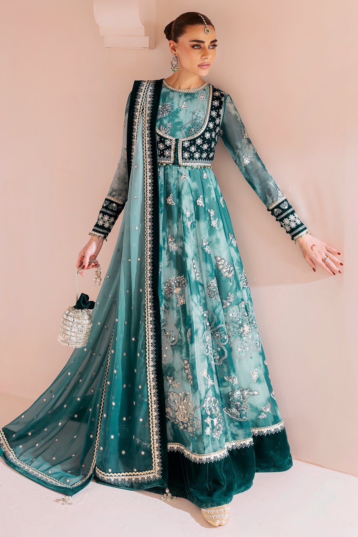 Green Velvet & Chiffon Pakistani Suit | Formal Wedding Wear | Jazmin D-06 YourLibaas Green Velvet & Chiffon Pakistani Suit | Formal Wedding Wear | Jazmin D-06 YourLibaas