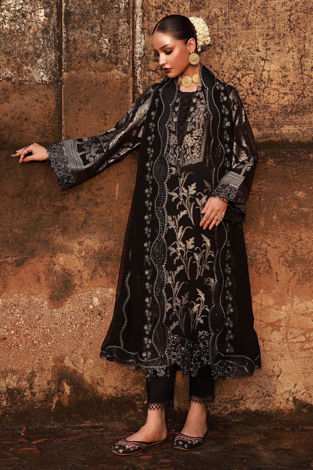 Nureh Maya Black Jacquard Pakistani Suit NJ-106 | Embroidered Dress YourLibaas Nureh Maya Black Jacquard Pakistani Suit NJ-106 | Embroidered Dress YourLibaas