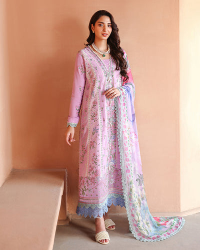 Roheenaz Reveire Lawn