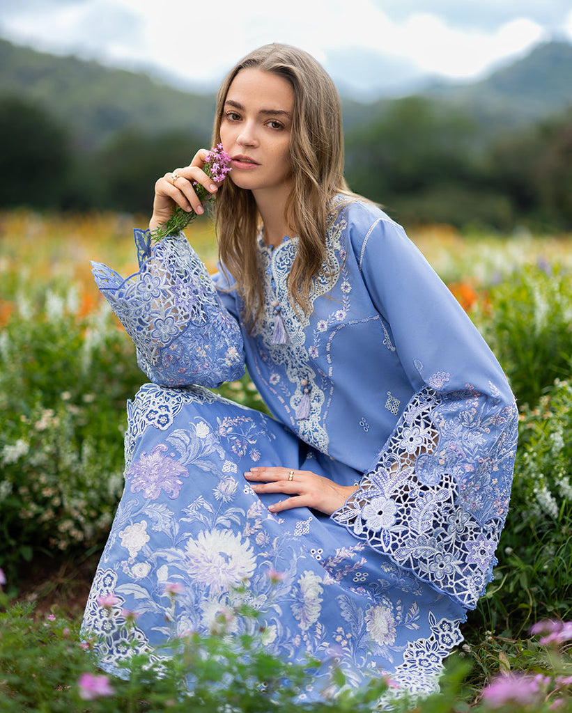 Mushq Hemline Lawn · The Secret Garden – Azure Bloom