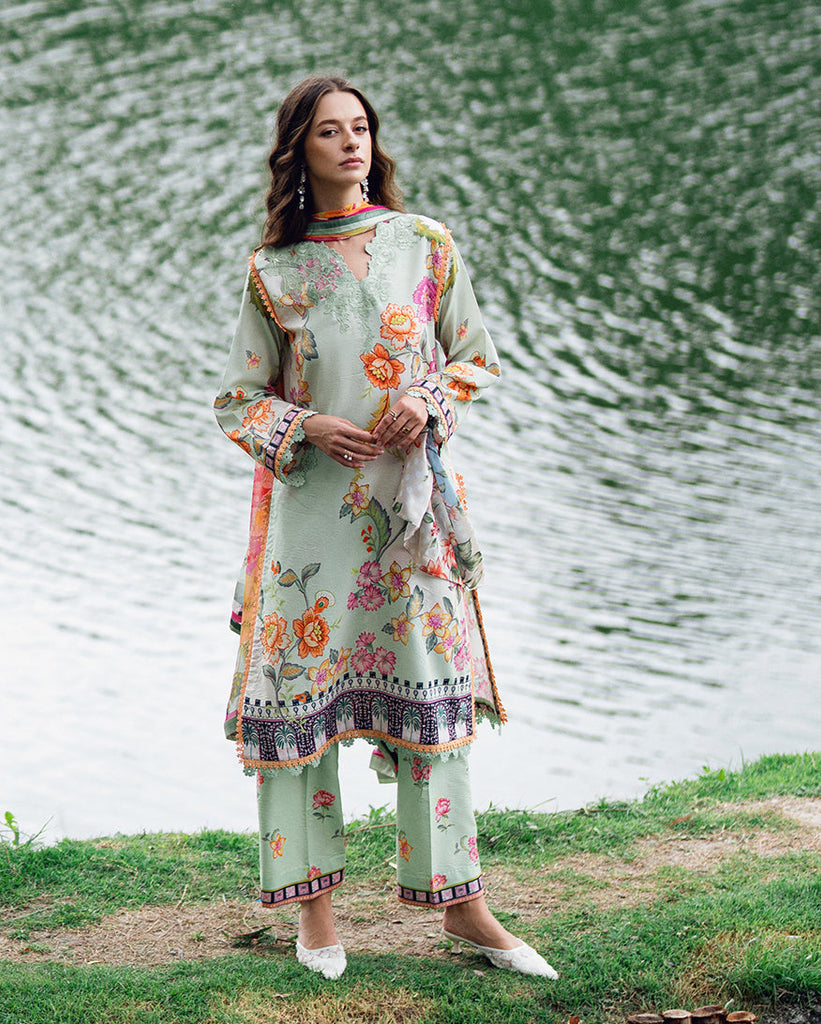 Roheenaz Garden Veal Printed Lawn – Crimson Whisper