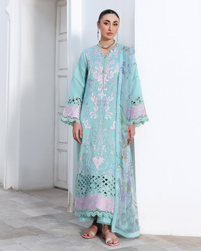 Roheenaz Floral Reveire Lawn – Dewy Mist