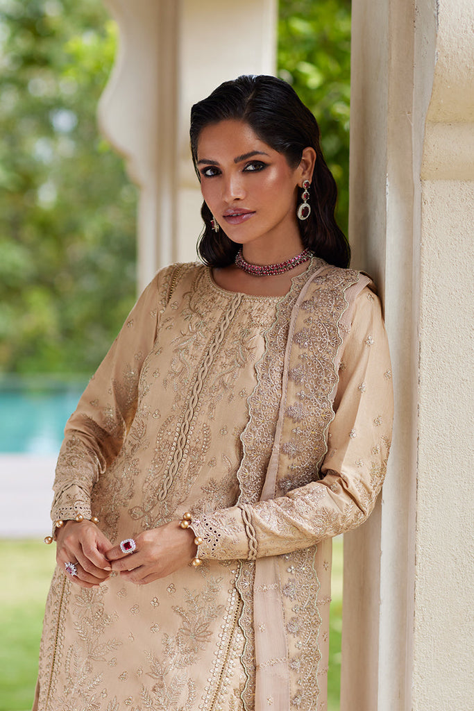 Gulaal Luxury Lawn – Daphne