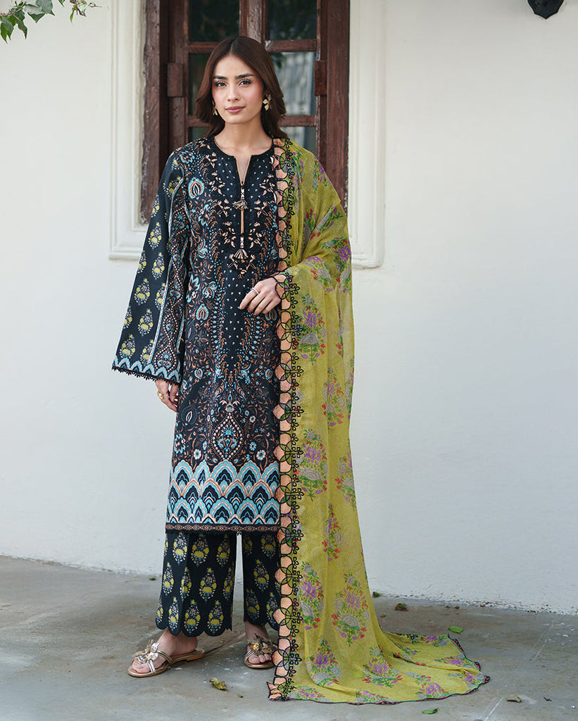 Roheenaz Whispered Florals Lawn – Garden Mist