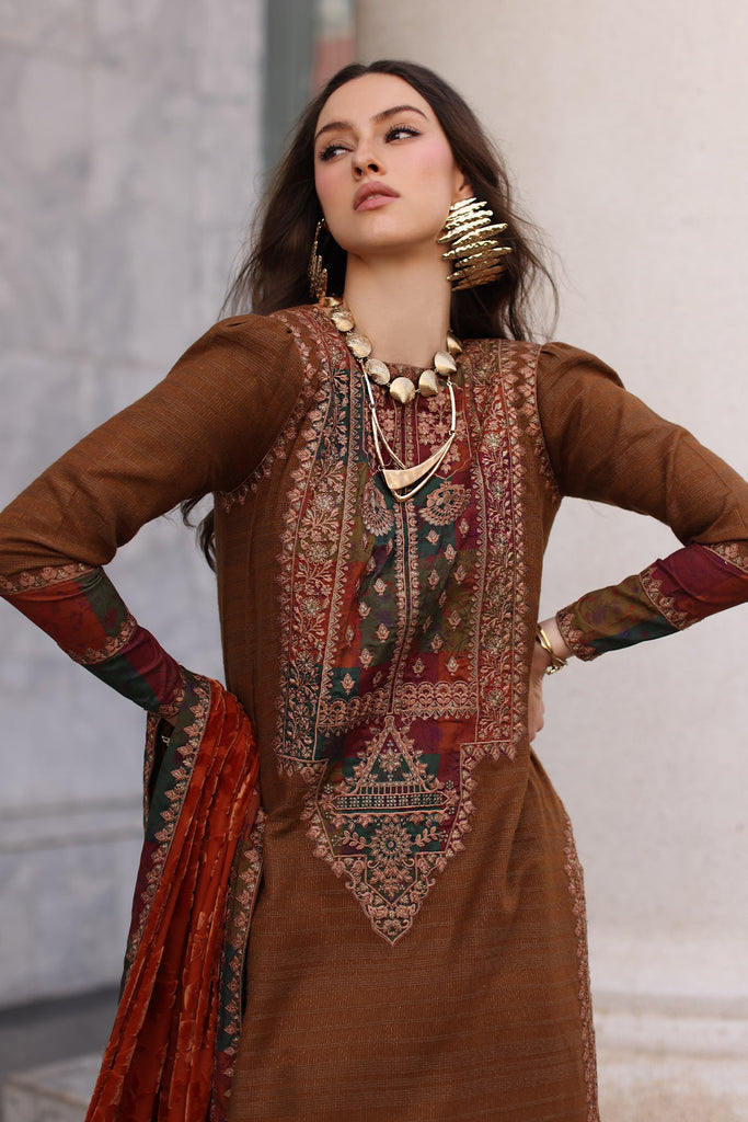 Charizma Poshima Winter – Embroidered Dyed Leather PSW5-18