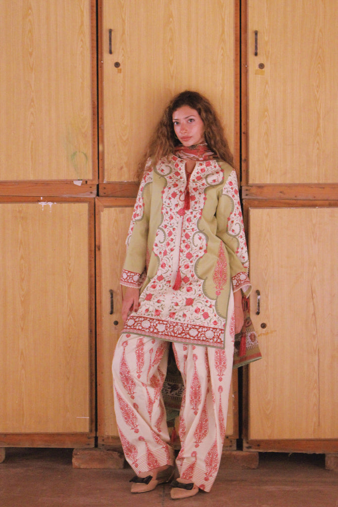 Saira Rizwan Joolie Prints Lawn – URBAN WHISPER – JPU25-06