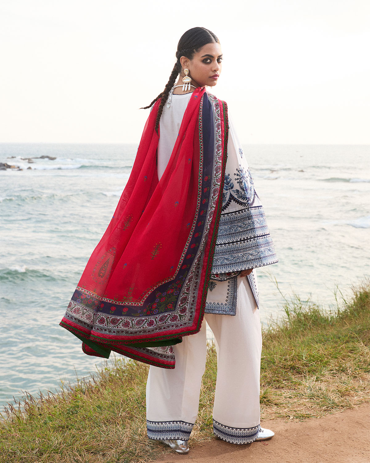 Jugnu by Hussain Rehar Tawi: Off White Pakistani Lawn Suit for Spring ...