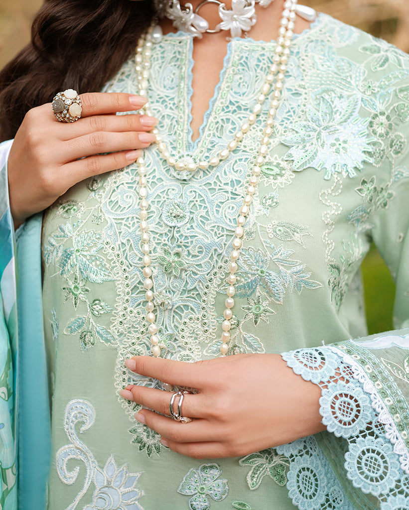 Mushq Amoi Luxury Lawn – Love Escape