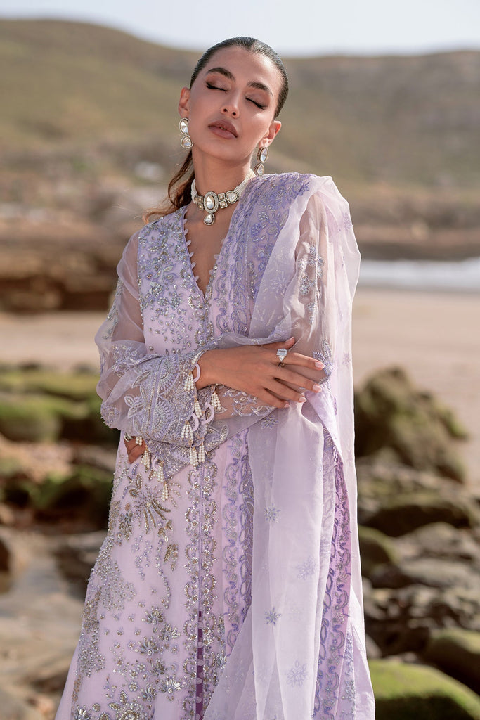 Kamari Reveuse Wedding Formals '24 by Emaan Adeel | SELINA