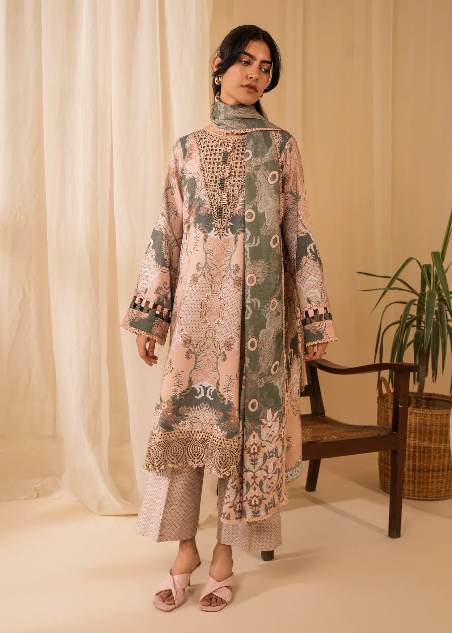 Aabyaan Izabel Linen Prints Fall/Winter ZARA (AZ-06) YourLibaas Aabyaan Izabel Linen Prints Fall/Winter ZARA (AZ-06) YourLibaas