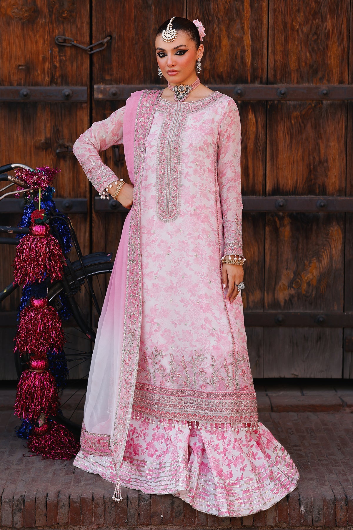 Charizma Vasal Luxury Chiffon Formal Pakistani Suit VSL25-17 | Exquisite Pink & Off-White Ensemble YourLibaas Charizma Vasal Luxury Chiffon Formal Pakistani Suit VSL25-17 | Exquisite Pink & Off-White Ensemble YourLibaas