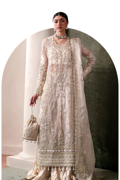 Emaan Adeel Formals