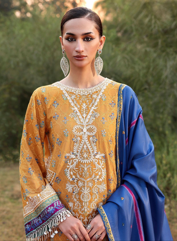 Sadaf Fawad Khan Siraa Winter – Gul Bahar