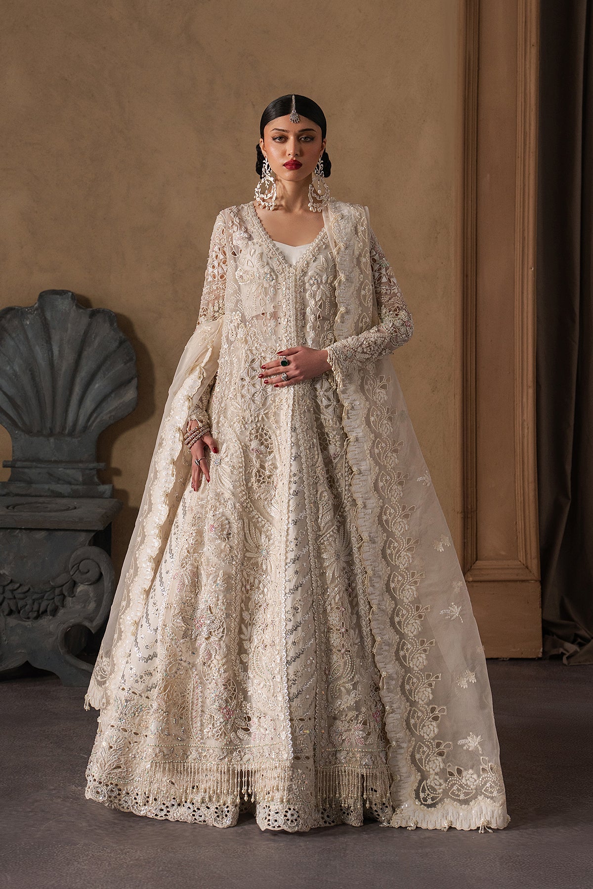 Afrozeh Seraphine Off White Organza Pakistani Suit Luxury Bridal Wedding Dress YourLibaas Afrozeh Seraphine Off White Organza Pakistani Suit Luxury Bridal Wedding Dress YourLibaas