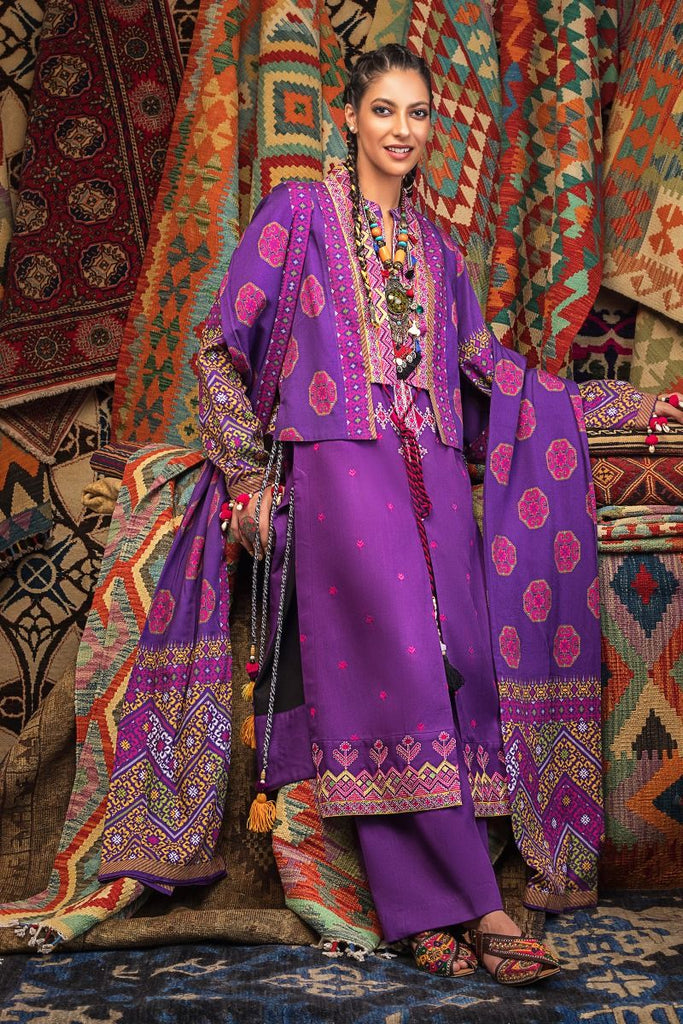 Gul Ahmed Winter Collection – Wadi-e-Swat – 3 PC Embroidered Twill Linen Suit LT-01