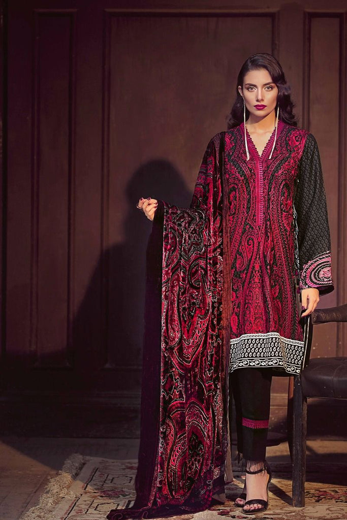 Gul Ahmed Winter 2017 – Black 3 Pc Silk Velvet VL-61