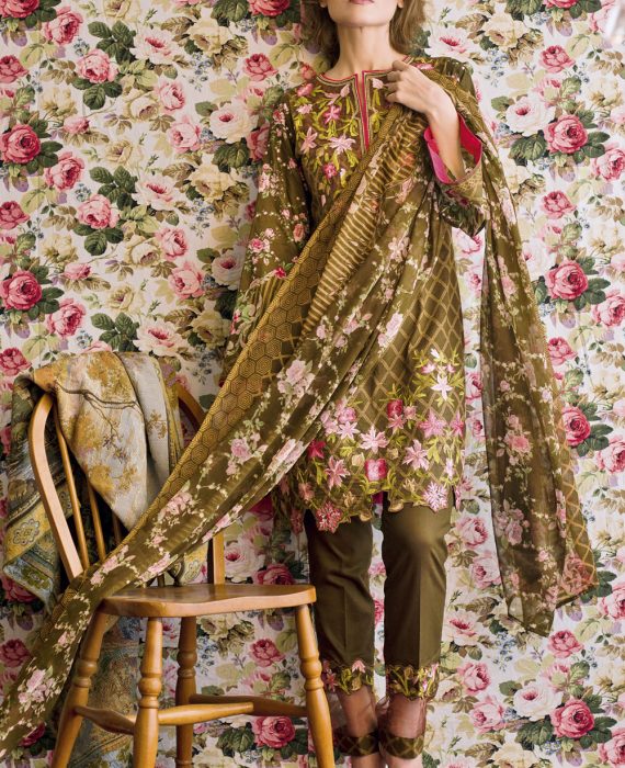 Feminine Embroidered Lawn Collection 2017 – 4B