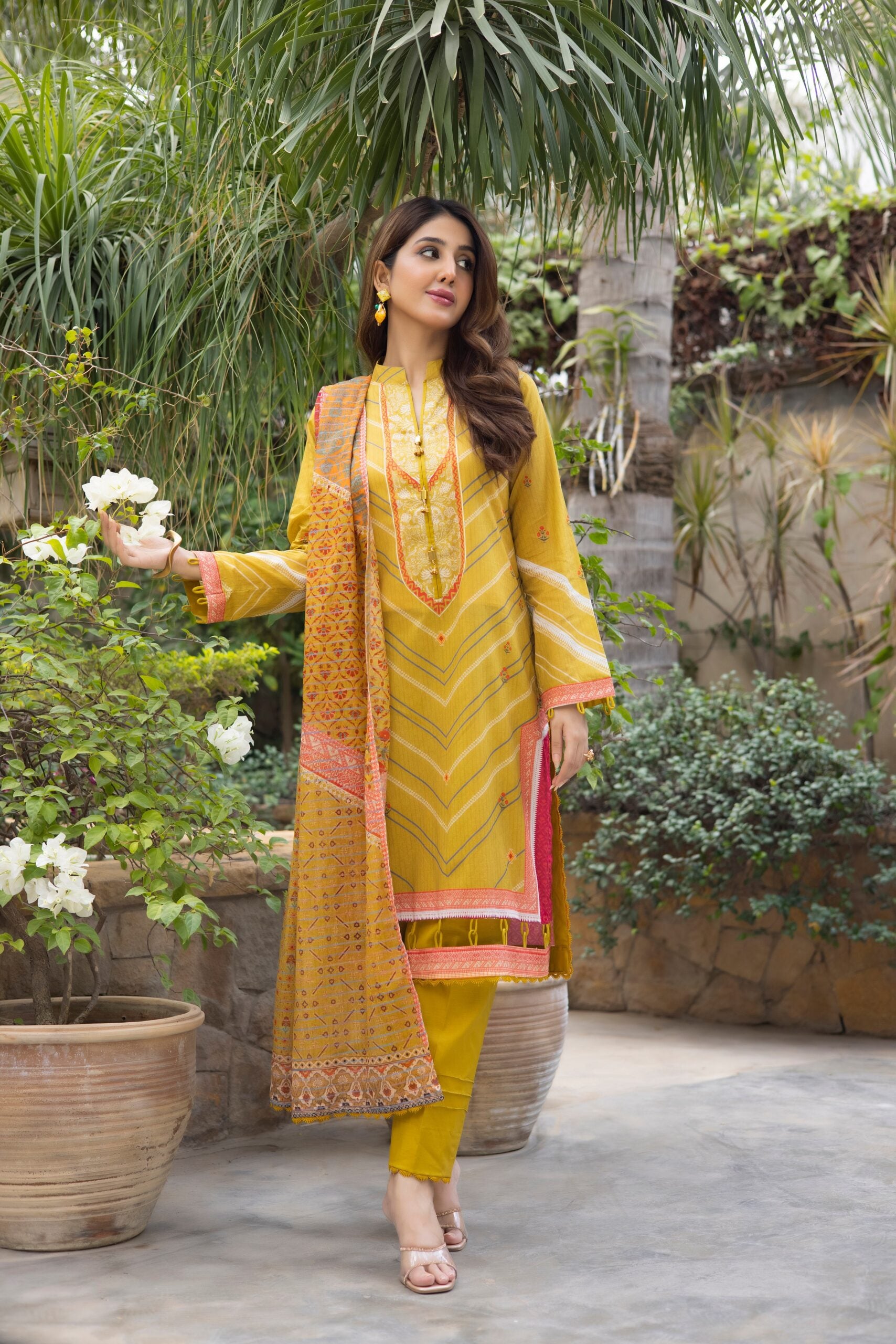 Salina Lawn Zari Collection Vol-9 – Z9-9 – YourLibaas