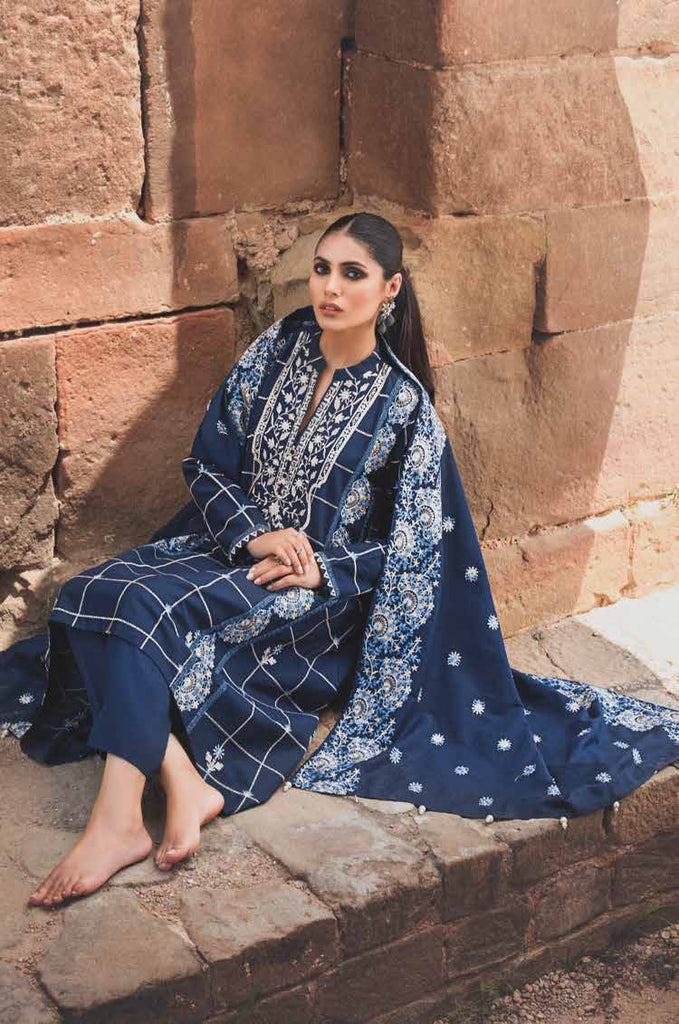 Gul Ahmed Winter Collection 2021 · 3 PC Karandi Suit with Karandi Shawl – AY-12017