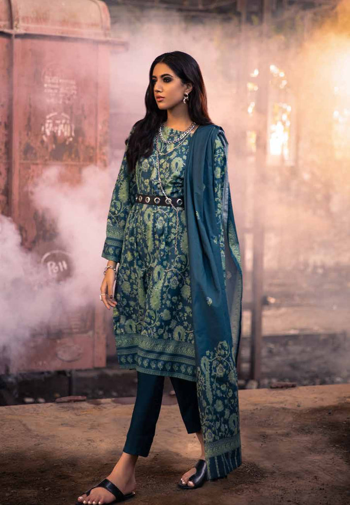 Gul Ahmed Winter Collection 2021 · 3 PC Karandi Suit with Karandi Shawl – AY-12023A