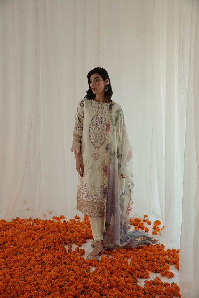 Aabyaan by Qalamkar Aarzu Luxury Lawn Collection 2022  – ZARMINA (AA-07)