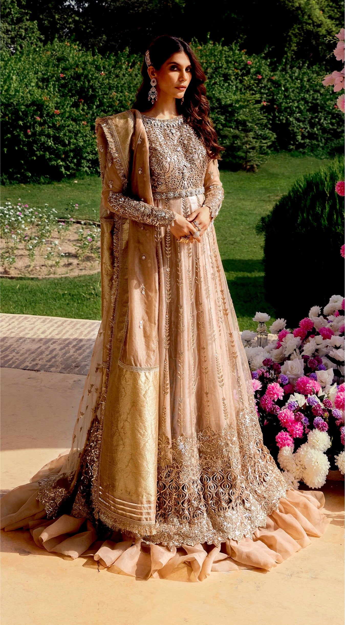 Anaya by Kiran Chaudhry Hand Embellished & Embroidered Chiffon Colle YourLibaas Anaya by Kiran Chaudhry Hand Embellished & Embroidered Chiffon Colle YourLibaas