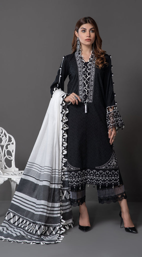 Anaya by Kiran Chaudhry Monochrome Mystique Lawn Collection 2022 – KIARA