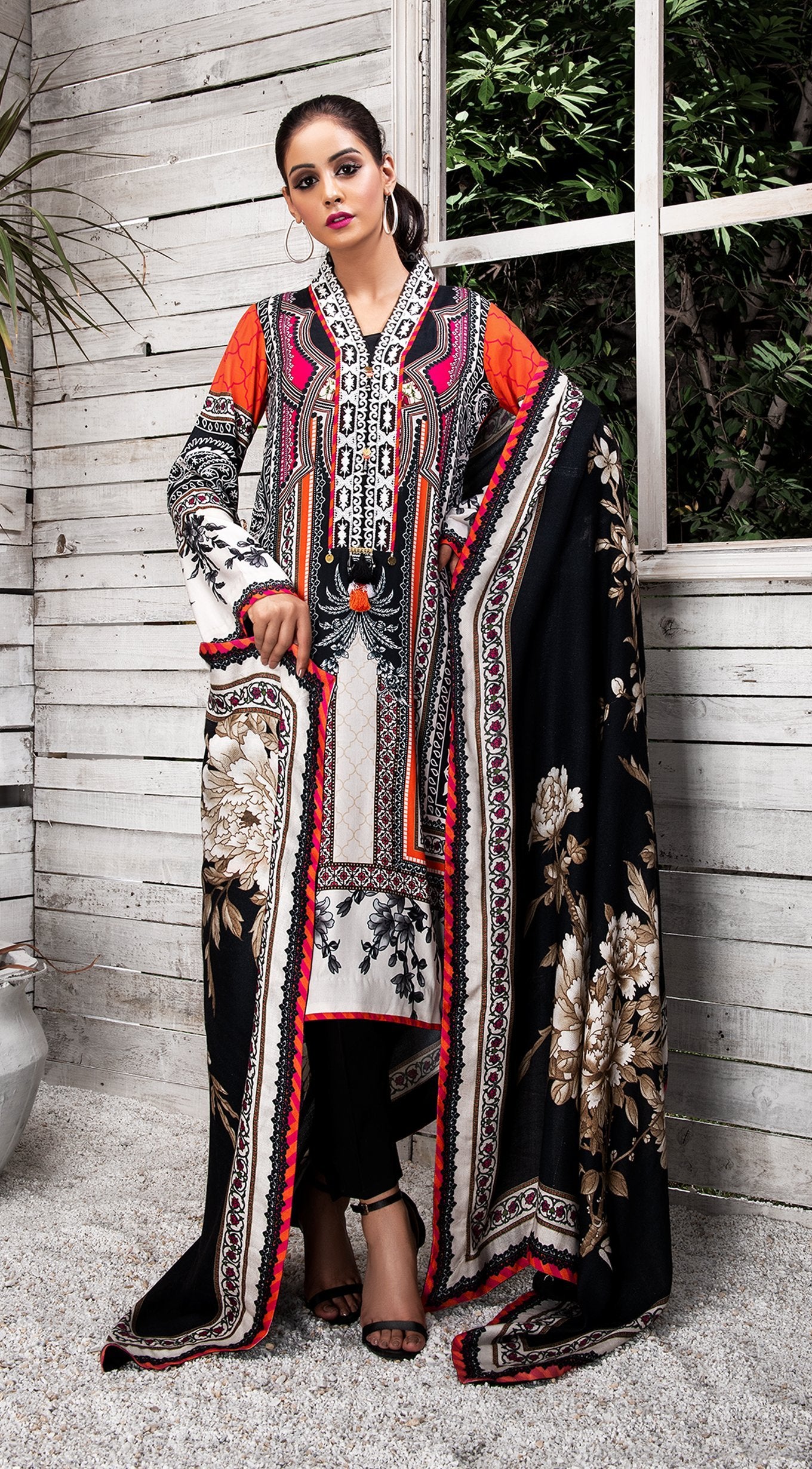 Anaya by Kiran Chaudhry Viva Prints Vaanya 08 main image 1