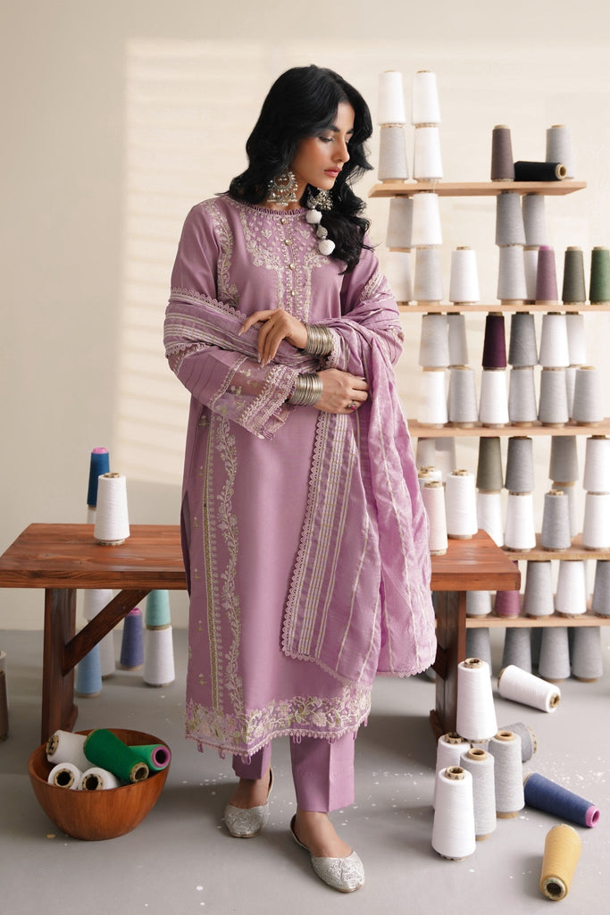 Aabyaan Miraal Embroidered Linen Collection – KASNI (AW-07)