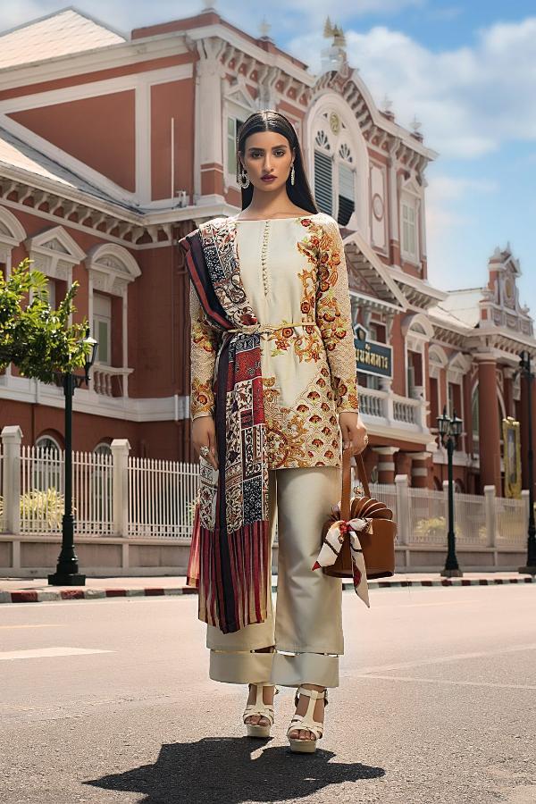 Erum Khan Embroidered Chiffon Collection – Dusty Gold