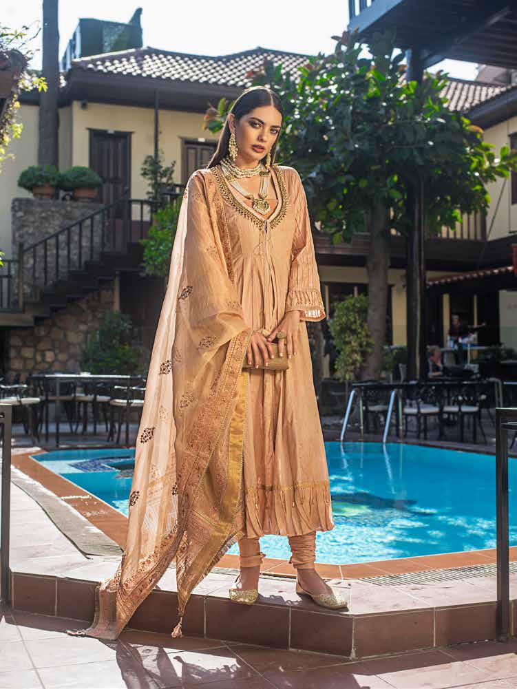 Gul Ahmed Glamorous Luxury Limited Eid Edition 2019 – 3 PC Embroidered Suit EA-68