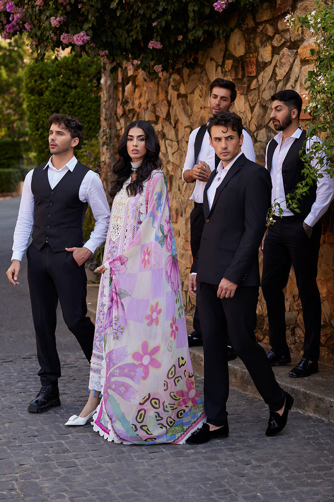 Te Amo Luxury Lawn '24 by Mushq | BELLA BELLEZA
