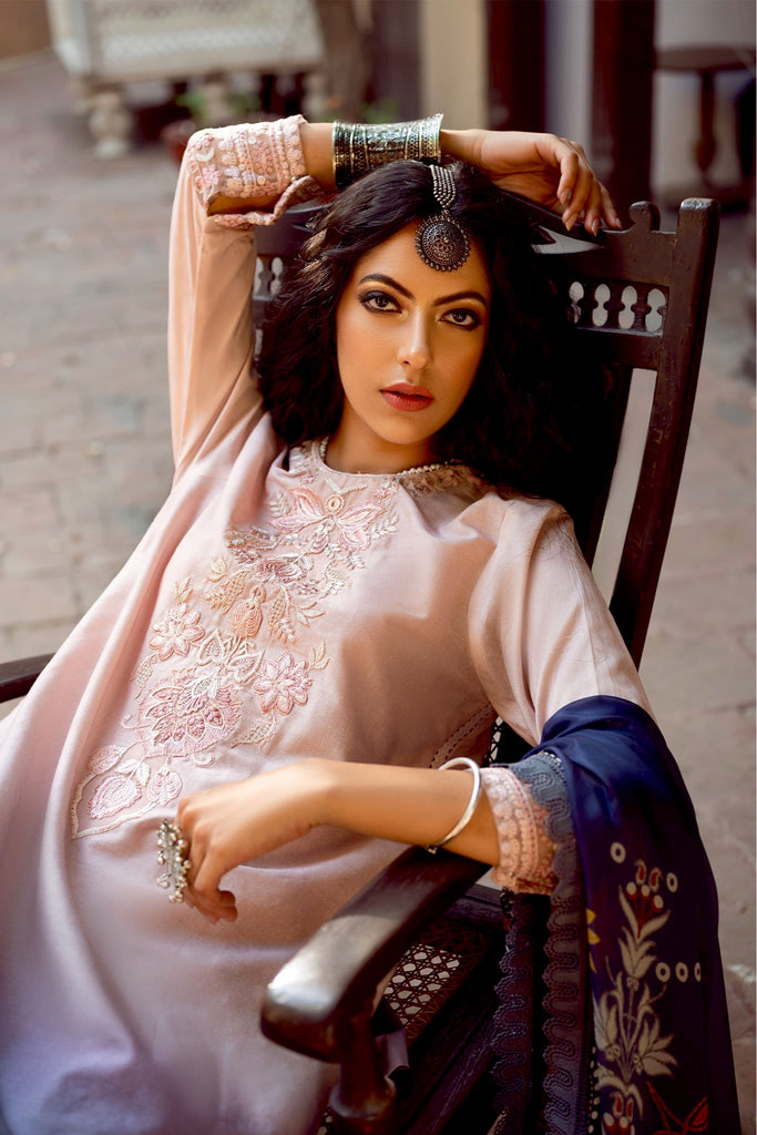 Shiza Hassan Kinaar Lawn Collection – Mehersa