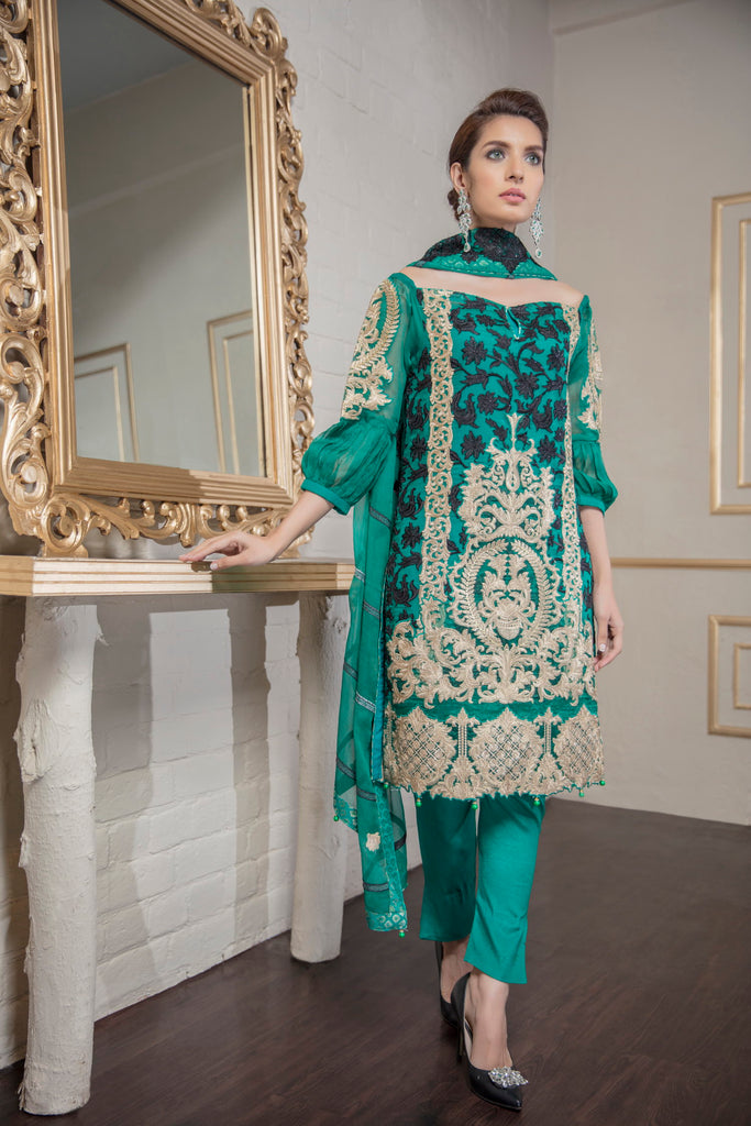 Eshaal Embroidered Luxury Chiffon Collection by Emaan Adeel – A La Mode