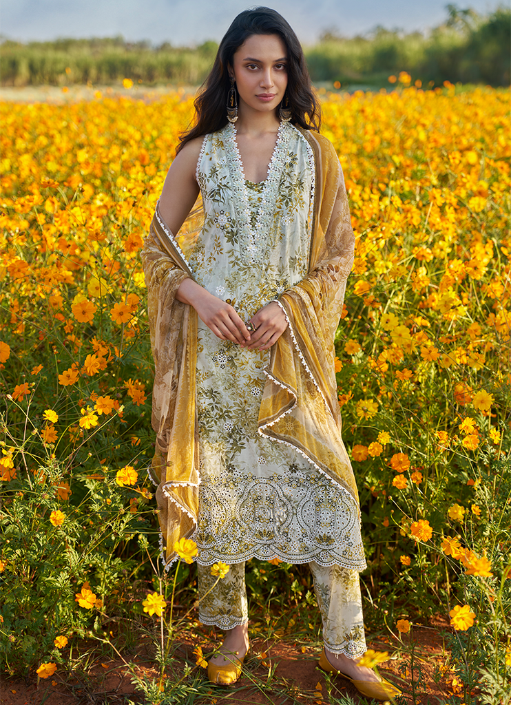 Image Printkari Luxury Lawn Collection – Sabeen