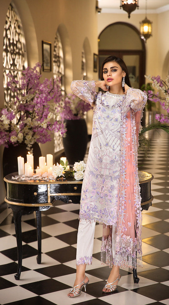 Anaya by Kiran Chaudhry – La Belle Soiree Festive Collection 2019 – Florence