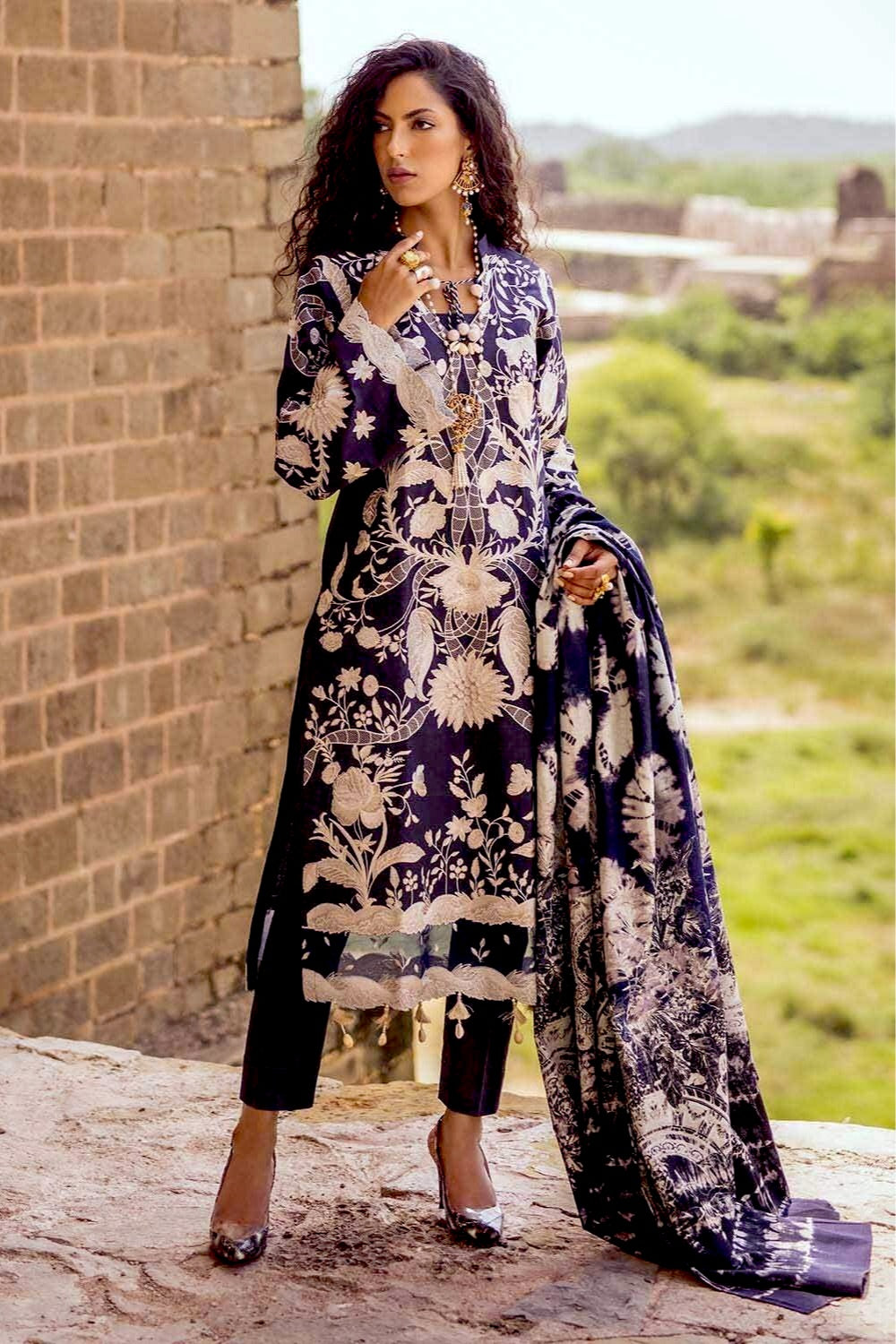 Gul Ahmed | Winter Collection 24 | Khaddar Suit SD-42133