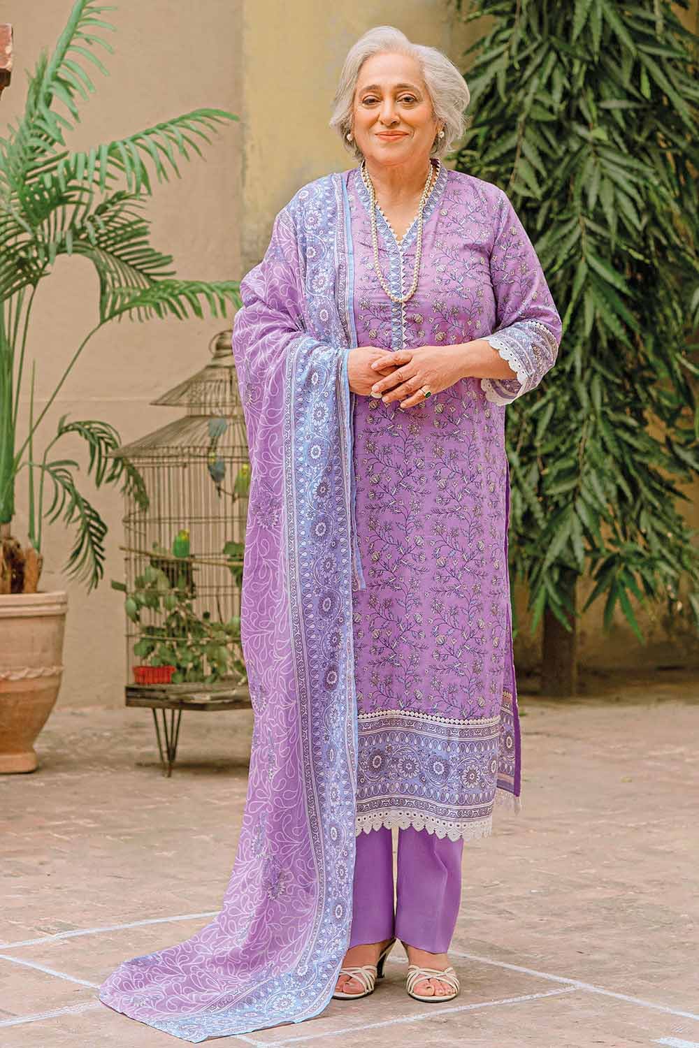 pakistani dresses for old ladies Effortlessly Style Your Everyday Look with Our Ready-to-Wear Women's D Nishat Boutique