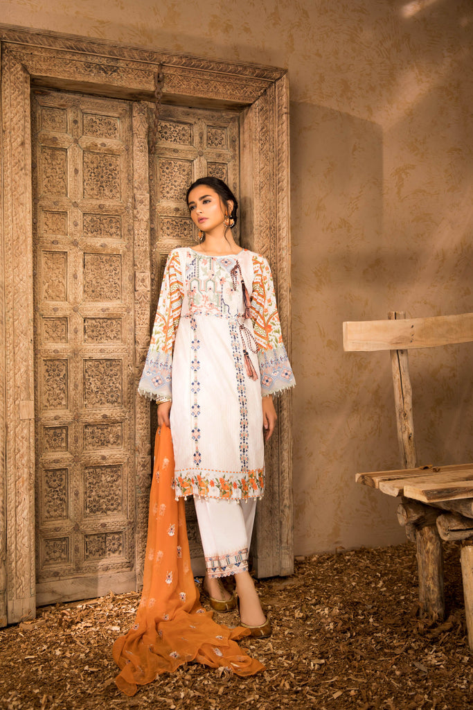 Sapphire Naqsh Dar Lawn Eid Collection Vol-V – Frozen In Time A