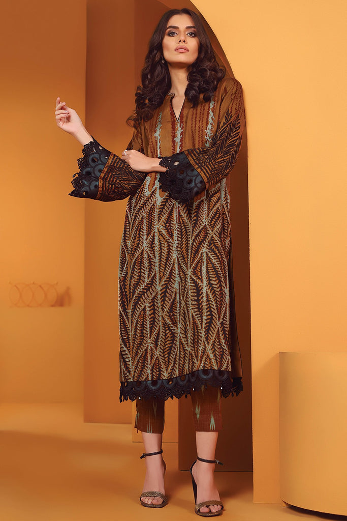 AlKaram Winter Collection – Two Piece Printed Cotail Suit With Dyed Cotail Viscose Trouser – FW-25.1-20-Brown