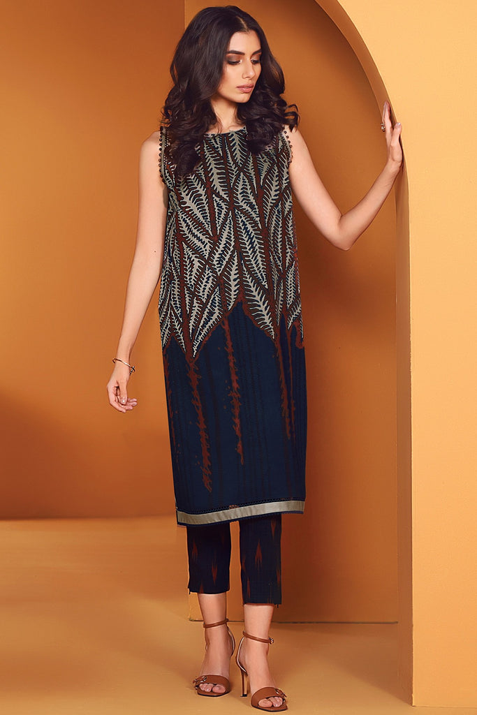 AlKaram Winter Collection – Two Piece Printed Cotail Suit With Dyed Cotail Viscose Trouser – FW-25.1-20-Navy